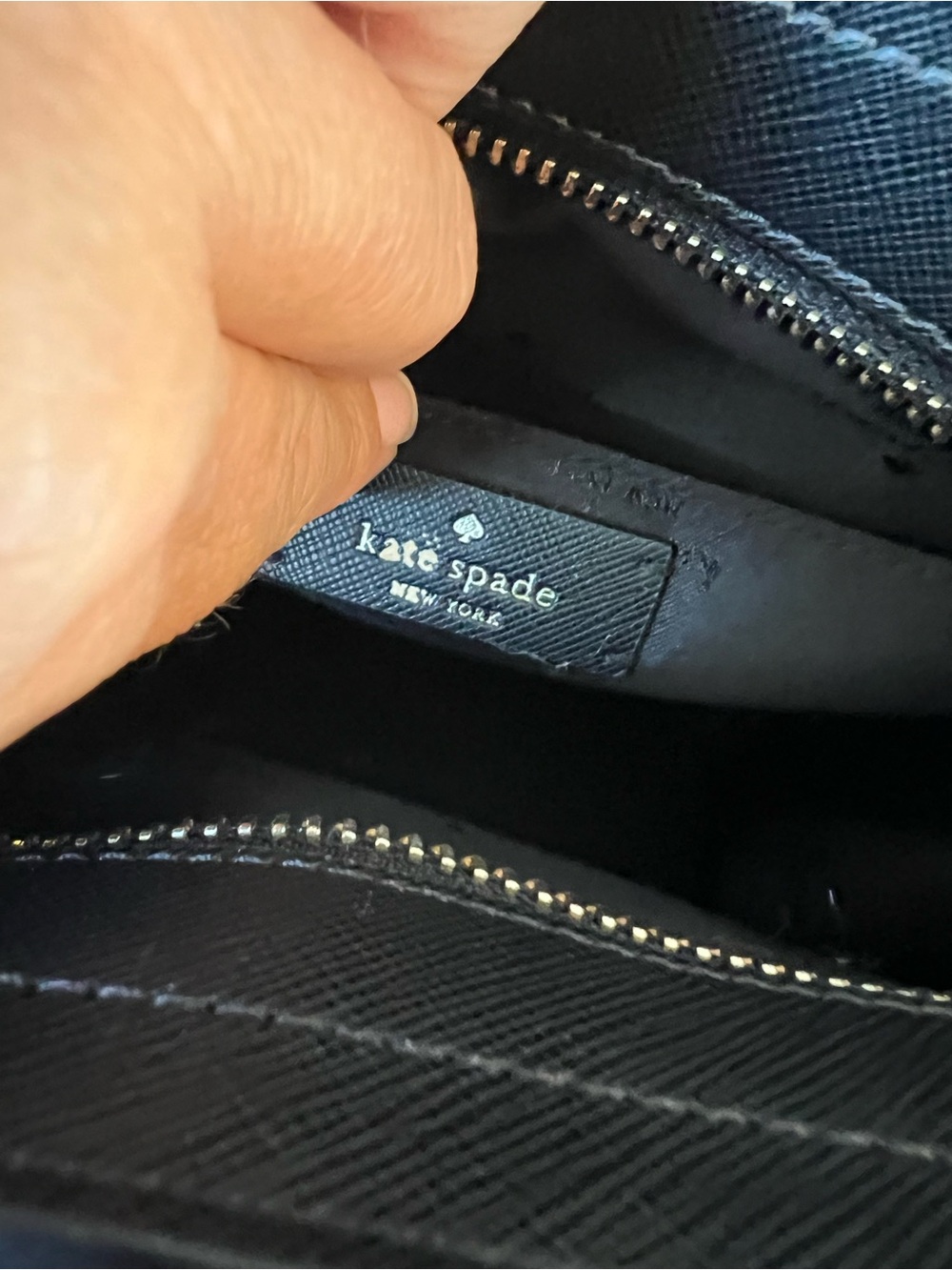 ๐ Kate Spade Kenzie Limited Edition Small Black Tote Detachable Strap - Picture 6 of 9